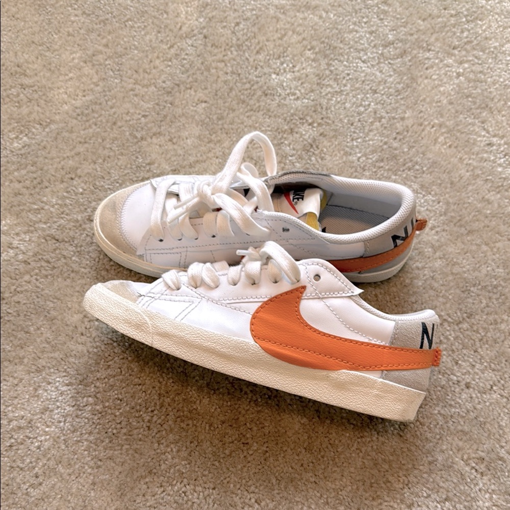 Nike jumbo blazer  size 11.5